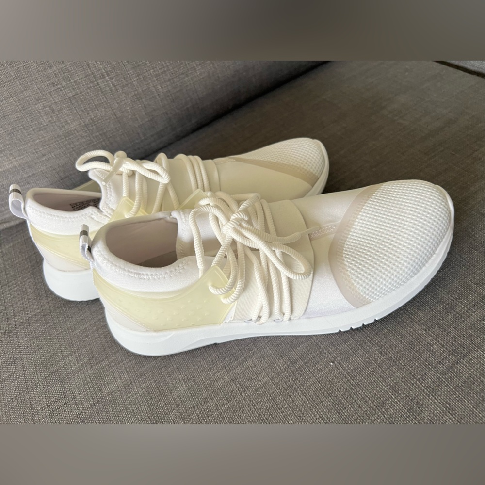 Fabletics OrthoLite White Running Sneakers